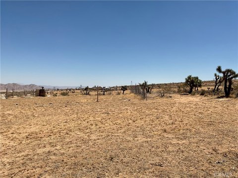 Apple Valley Land with Views