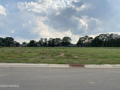 LAND - Lafayette, LA