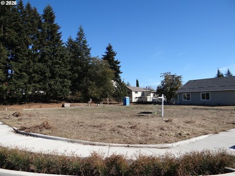 Land, Vancouver, WA
