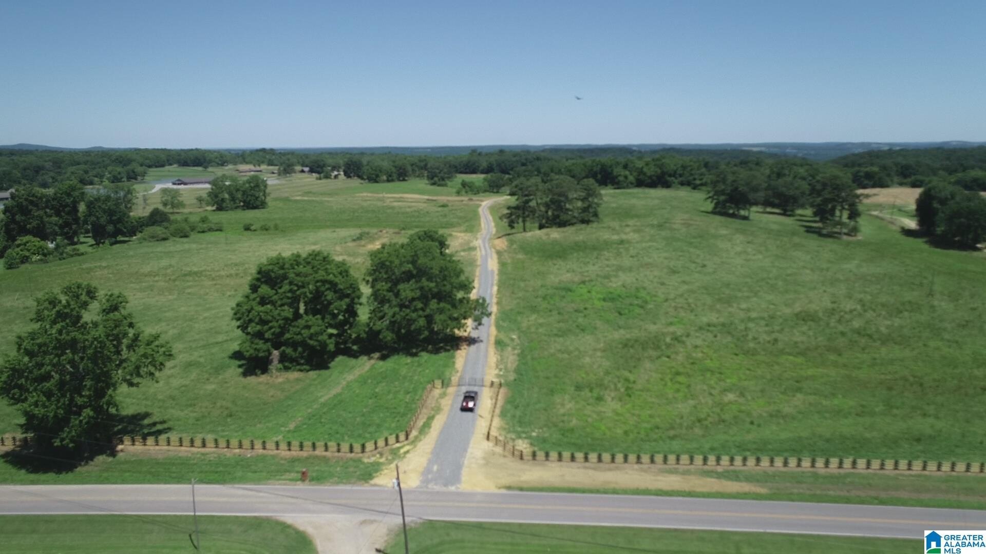 Blountsville Acreage with Estate Amenities