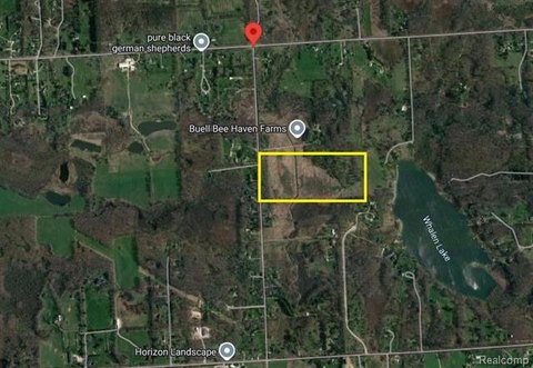 Expansive 25-Acre Lot