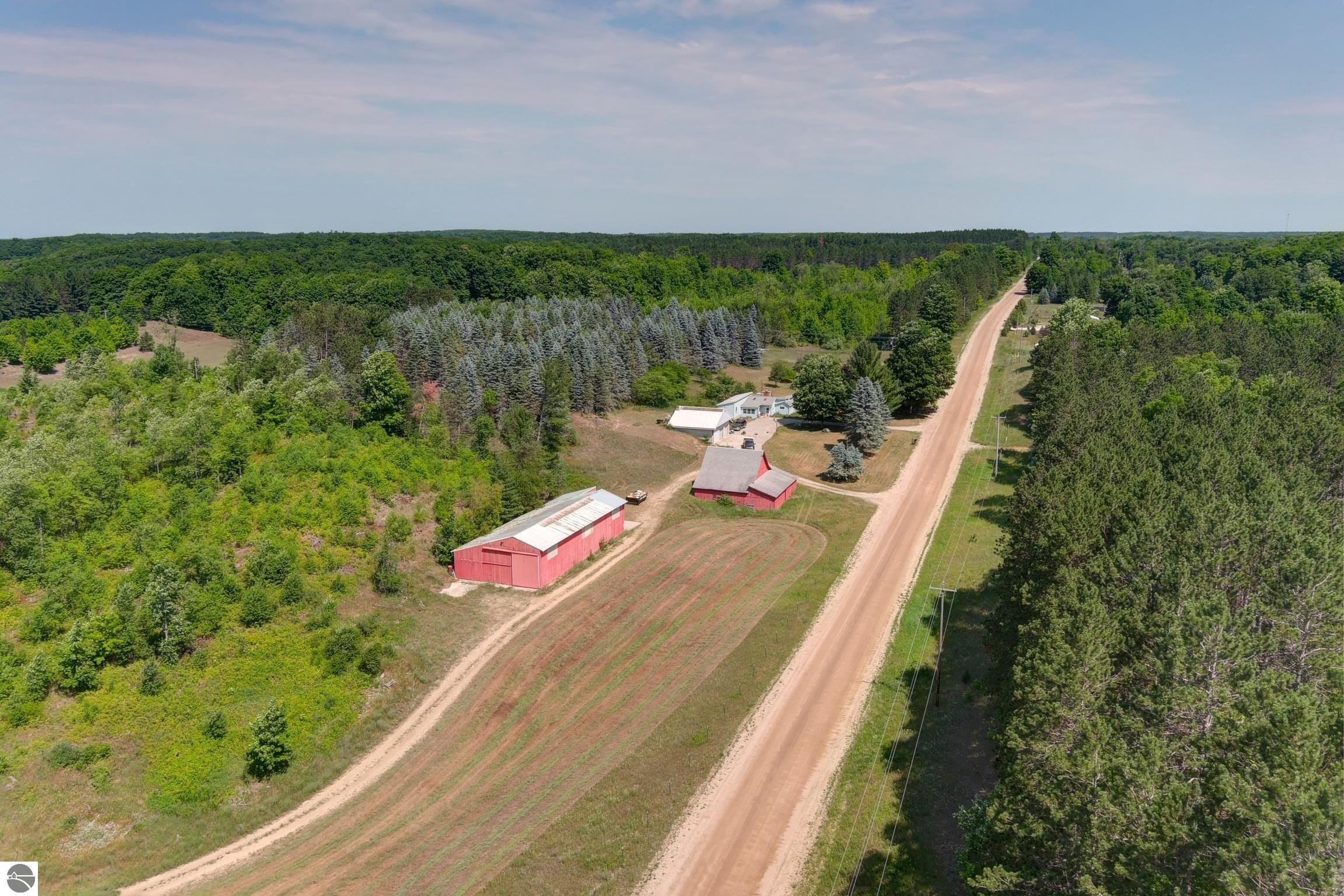 Picturesque Acreage in Rural Setting