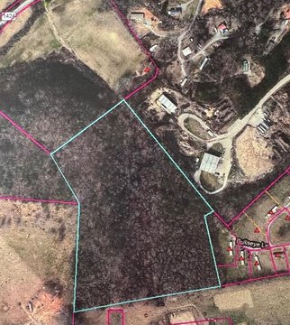 Unrestricted Land Near Cherokee Area