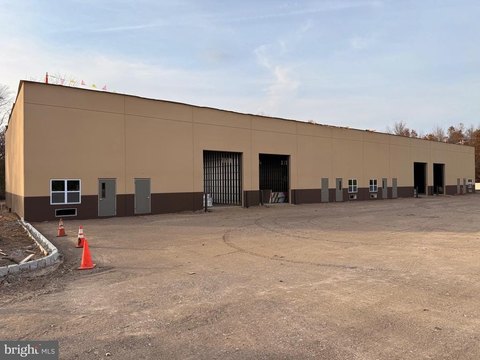 Mini-Warehouse Space in Central New Jersey