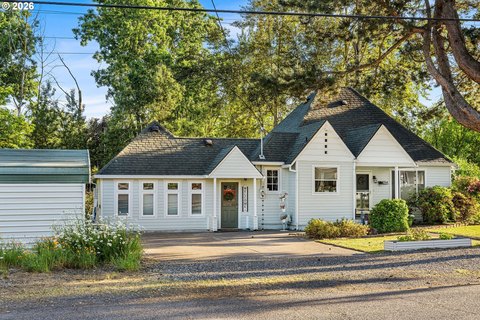 Three-Unit Property on Large Lot