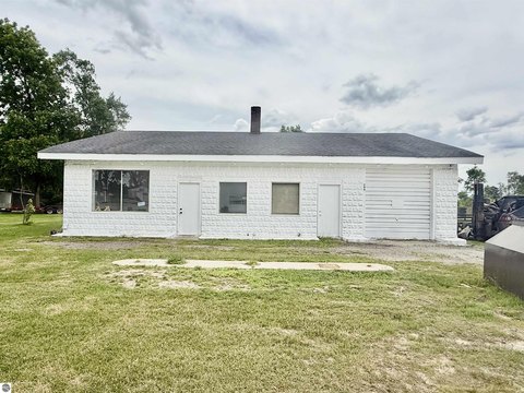 Flex Space with Office and Garage