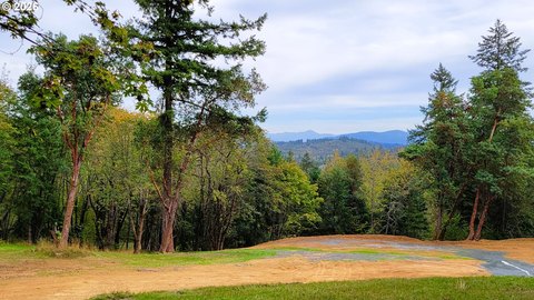 Land, Eugene, OR