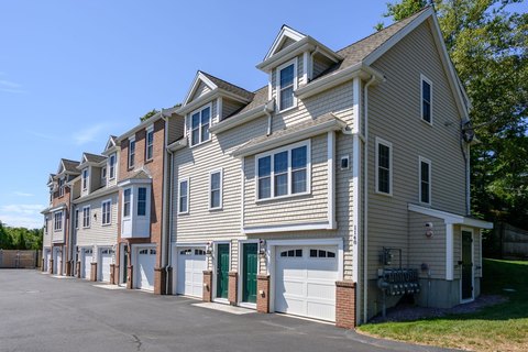 7-Unit Townhouse Apartment Building