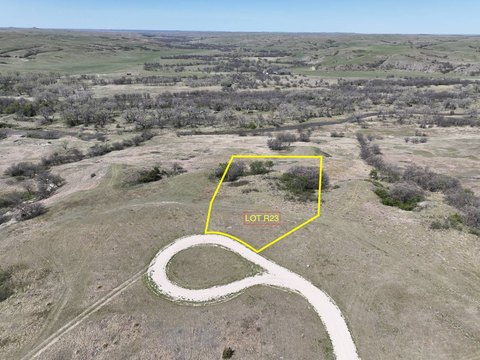 LAND - White River, SD