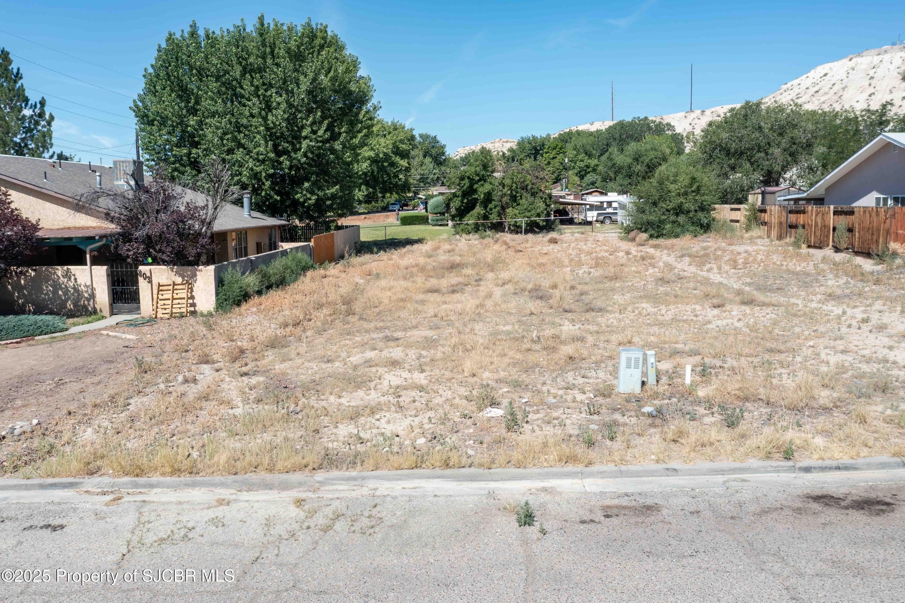 Residential Lot in Established Neighborhood