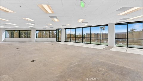 Office Suite with Window Line