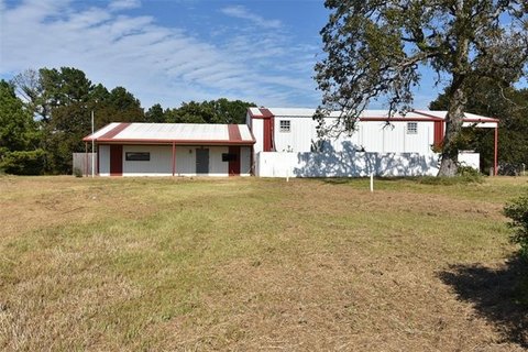 Caddo Warehouse on 7 Acres