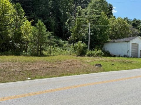 Land in Beattyville, Kentucky