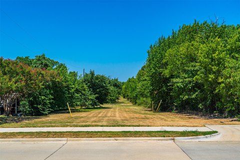 LAND - Kennedale, TX
