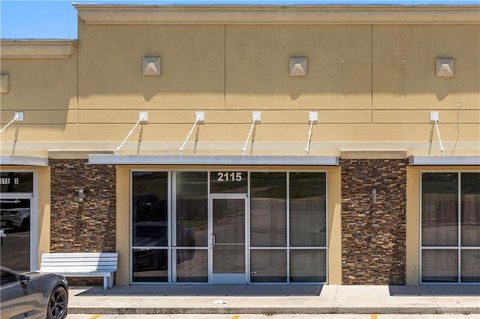Retail Space in Alton, TX