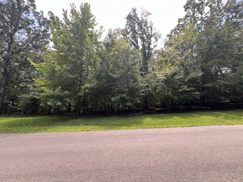 Land, Murray, KY