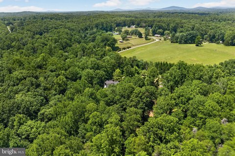 LAND - AMISSVILLE, VA