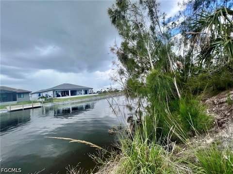 Land, Cape Coral, FL