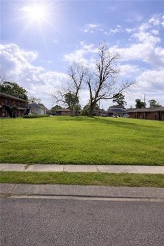 Spacious Land Parcel in Chalmette