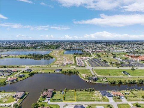 Land, Cape Coral, FL