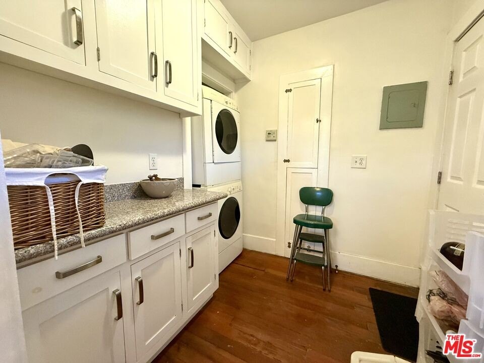 Picture 28
