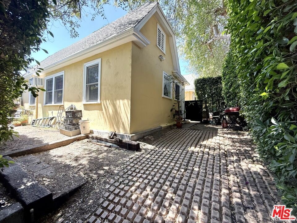 Picture 32