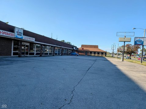 Neighborhood Shopping Center with Laundry Business