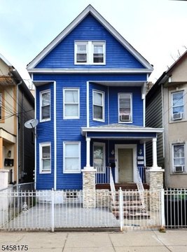 Triplex with Basement