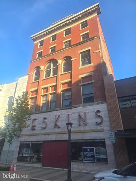 Mixed-Use Building with Freight Elevator