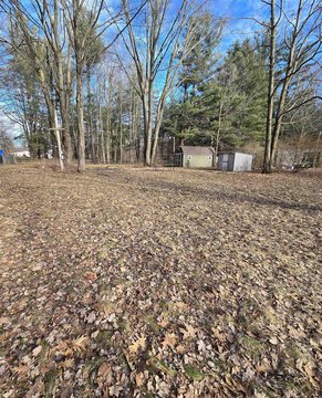 Buildable Double Lot Near Lake