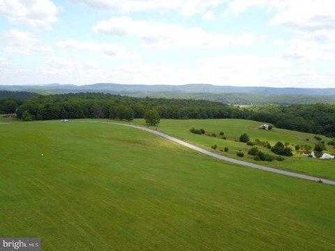 Level Building Lot in Keyser