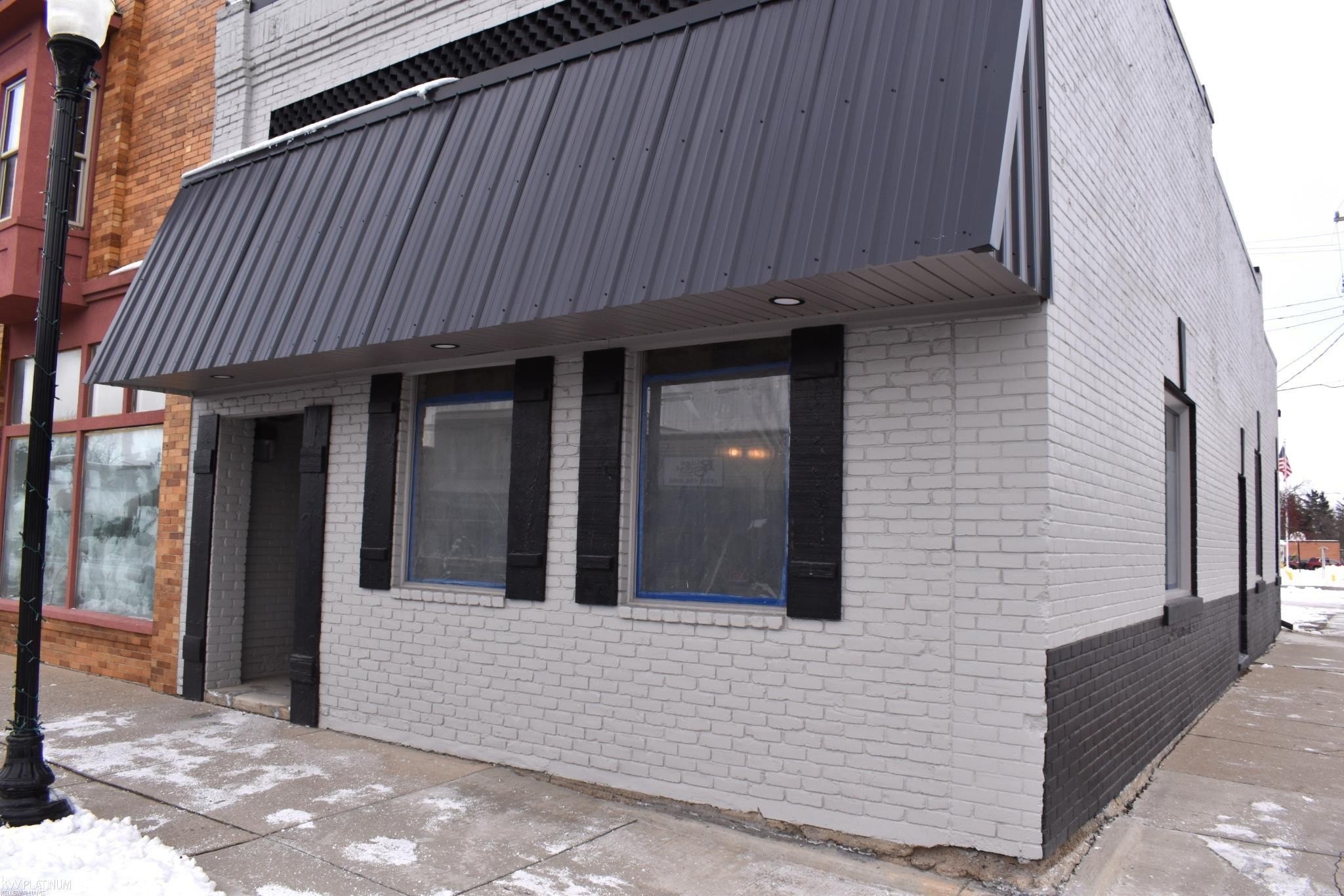 Turn-Key Memphis Commercial Opportunity
