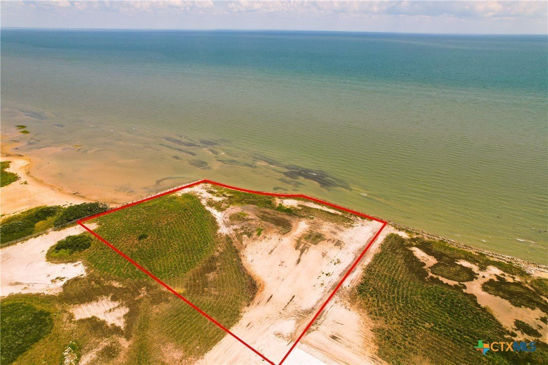 Waterfront Land in Port O'Connor