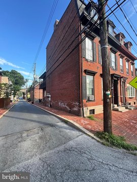 Historic Harrisburg Triplex with Upgrades