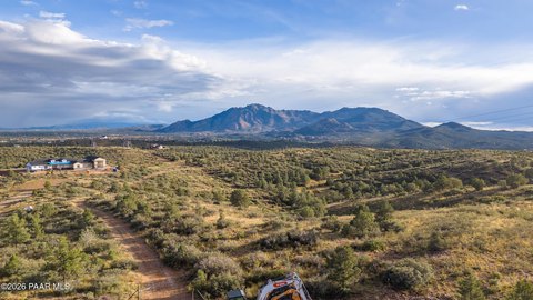 Land, Williamson Valley, AZ