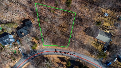 Vacant Lot in Pocono Community