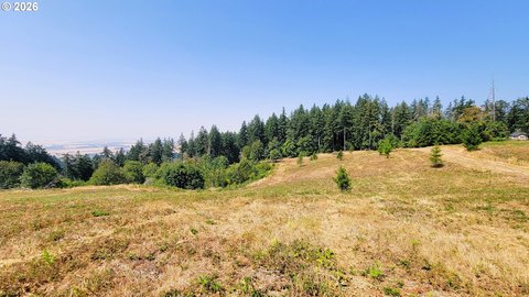 LAND - Harrisburg, OR