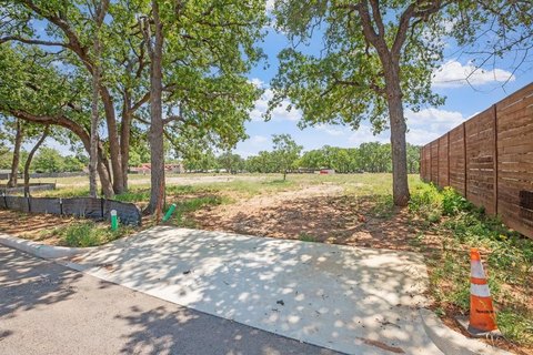 Fredericksburg Land: Build Your Dream