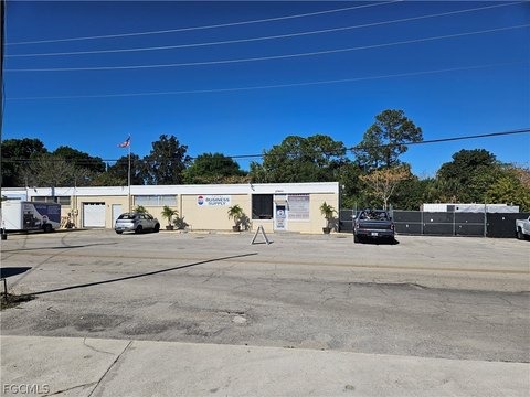 Bonita Springs Flex/Warehouse Space