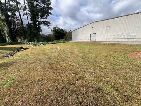 Commercial Land in High-Traffic Area