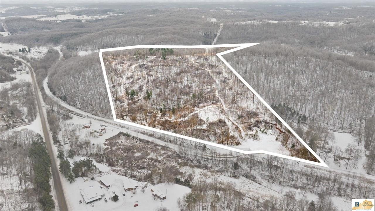 Versatile 45-Acre Farm in Munfordville