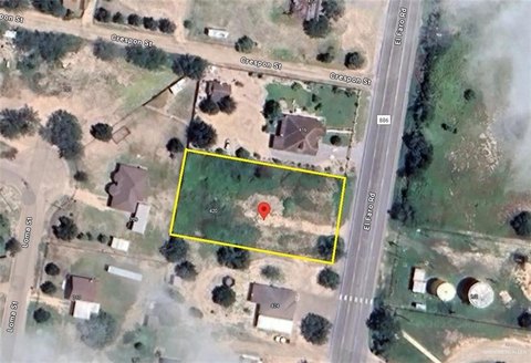 Half-Acre Lot Near Expressway