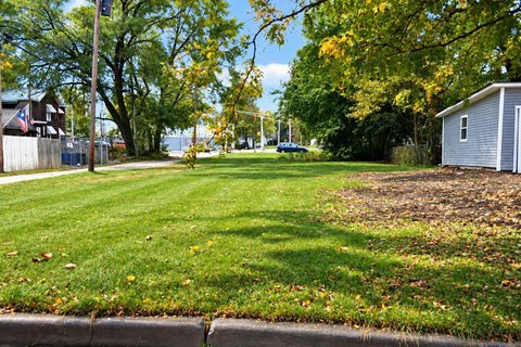 LOTS AND LAND, Elkhart, IN