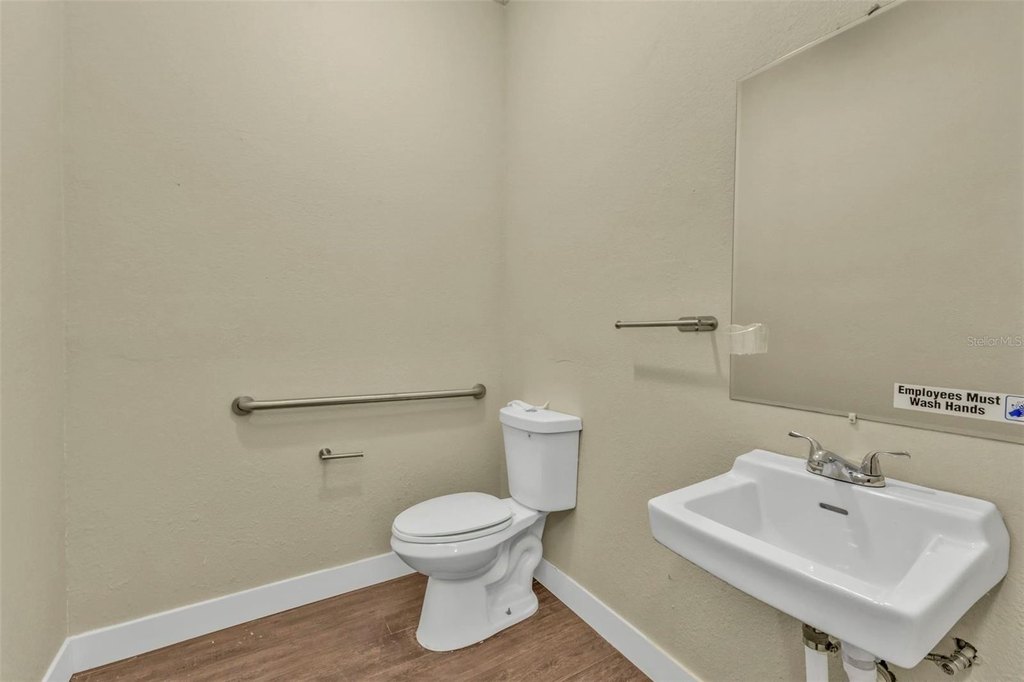Picture 30