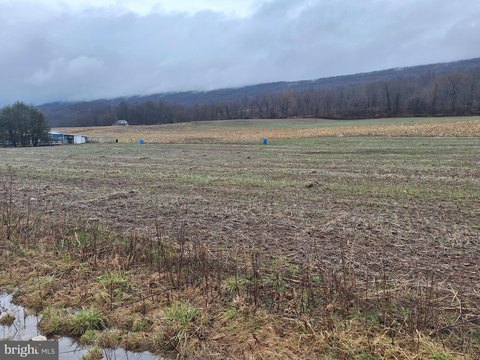 Land, MILLERSTOWN, PA