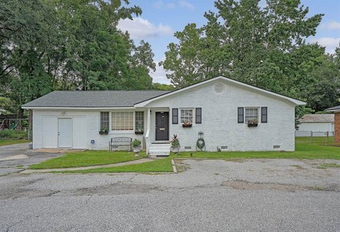 Specialty Commercial Building with Converted Garage