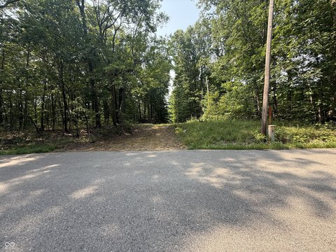 LAND - Heltonville, IN