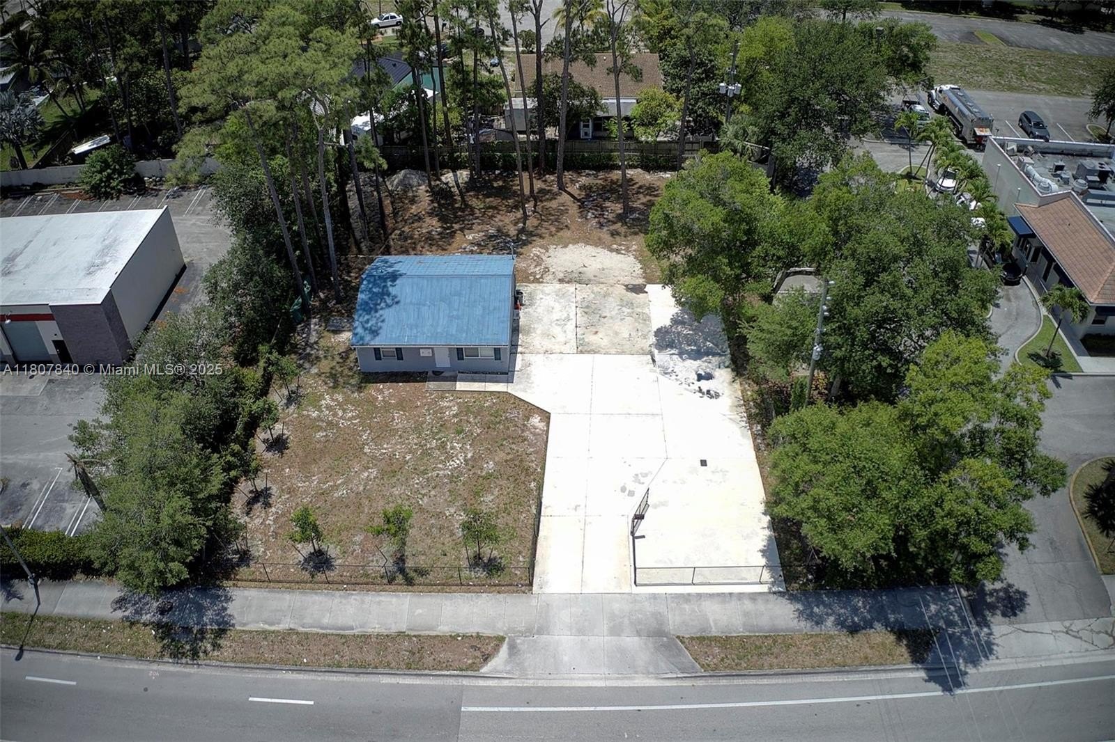Office on Lake Worth Road