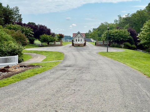 LAND - Moneta, VA