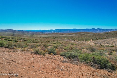 6-Acre Land in Dewey-Humboldt, AZ